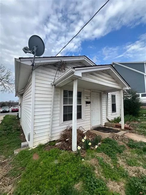 711 E 14th Ave, Bowling Green, KY 42101