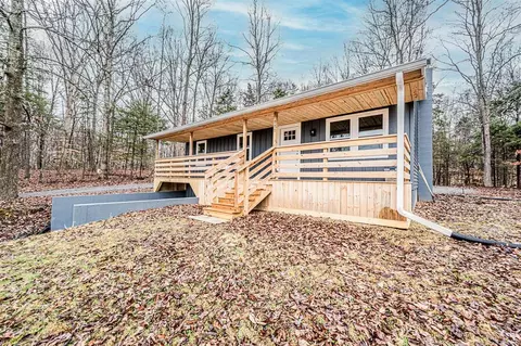 990 Cline Rd, Scottsville, KY 42164