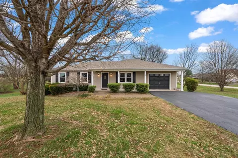 100 Whitecotton Dr, Bowling Green, KY 42103