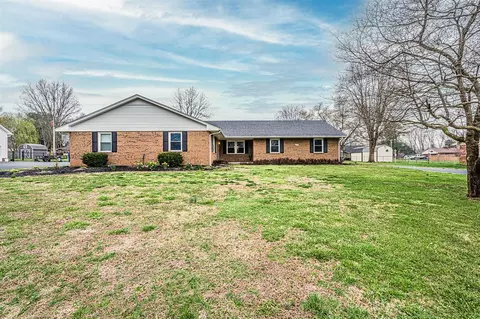 310 Lakeland Dr, Bowling Green, KY 42104