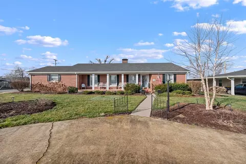 665 Hampton Dr, Bowling Green, KY 42103