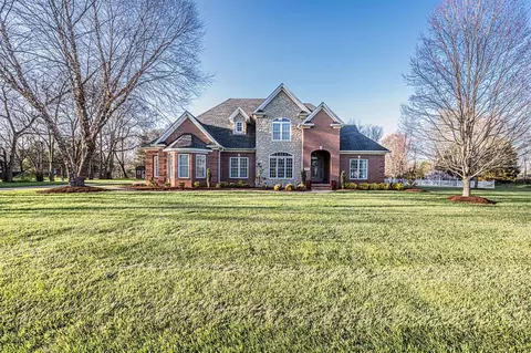 214 Red Cedar Way, Bowling Green, KY 42104