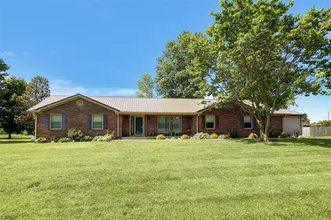 3637 Griderville Rd, Cave City, KY 42127