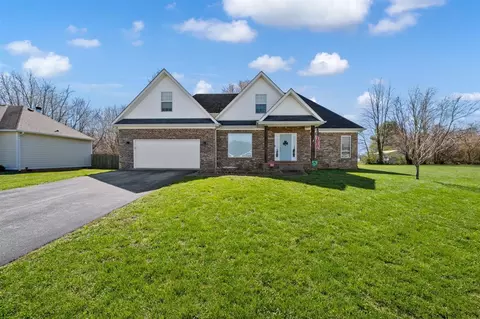 109 Moultrie Ct, Bowling Green, KY 42104
