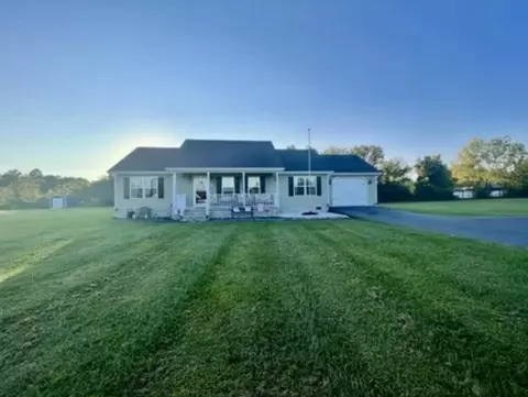 41 Olivia Ln, Russell Springs, KY 42642