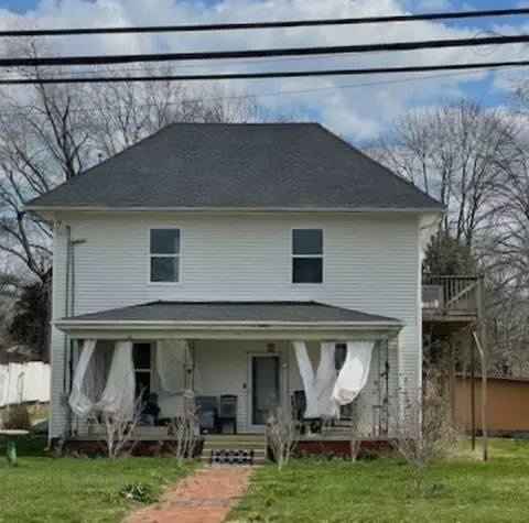 602 N Race St, Glasgow, KY 42141