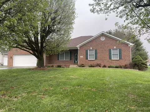 250 Stone Crest Ave, Bowling Green, KY 42101