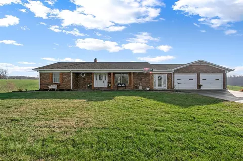 1360 Rock Springs Rd, Summer Shade, KY 42166