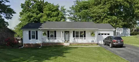 210 Whispering Hills Blvd, Bowling Green, KY 42101