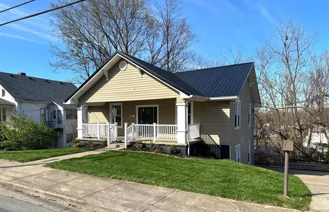 313 W Washington St, Glasgow, KY 42141