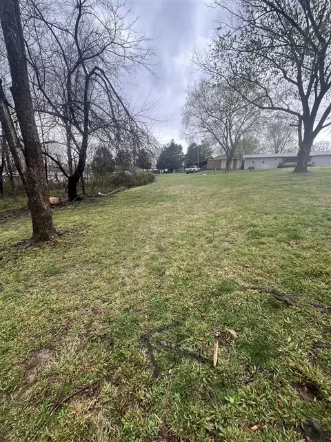 78 Eddings Ln, Scottsville, KY 42164