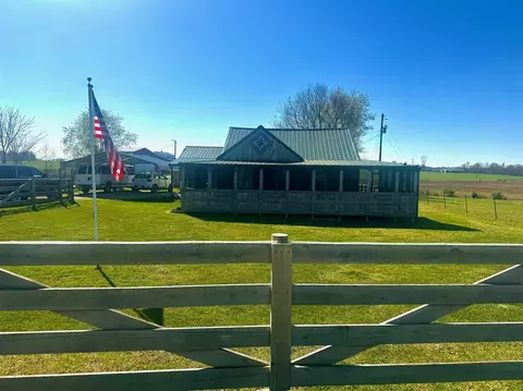 1515 Terry Bastin Rd, Hardyville, KY 42746