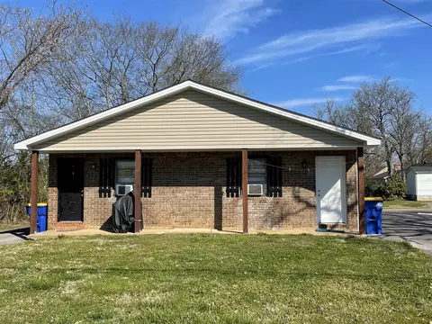 808 Woodway St, Bowling Green, KY 42101