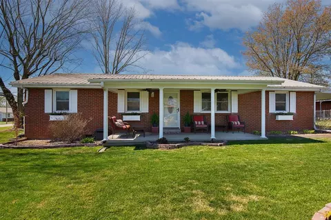 600 Sun Valley Dr, Glasgow, KY 42141