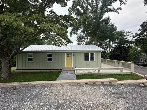 227 Pine Tree Cir, Austin, KY 42123