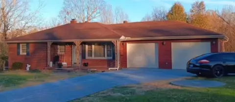 3988 E Us Highway 62, Central City, KY 42330