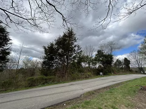 782 E G Nash Rd, Roundhill, KY 42275