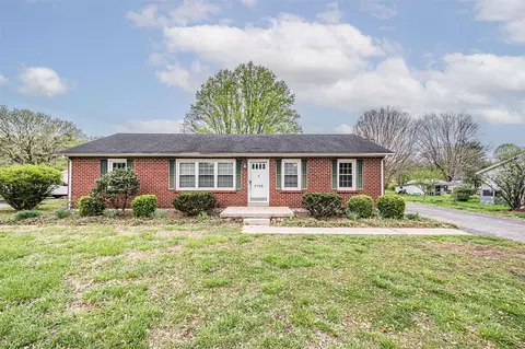 2729 Smallhouse Rd, Bowling Green, KY 42104