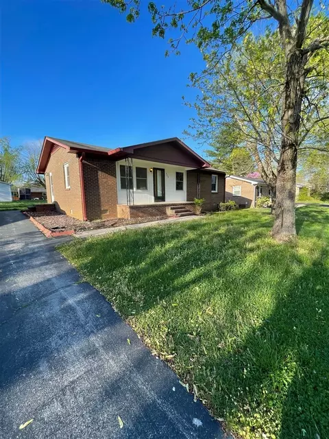 826 Oak Ln, Franklin, KY 42134