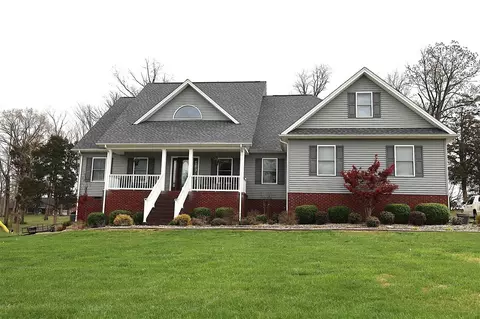 284 Megan Ln, Glasgow, KY 42141