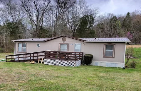 3713 Hatcher Valley Rd, Cave City, KY 42127