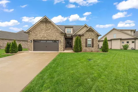 3079 Equestrian Ct, Bowling Green, KY 42104
