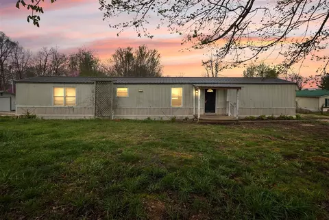 506 Stone Hill Rd, Mammoth Cave, KY 42259
