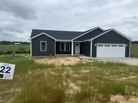 66 Walnut Grove Dr, Smiths Grove, KY 42171
