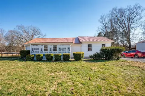 2975 Bucksville Rd, Auburn, KY 42206
