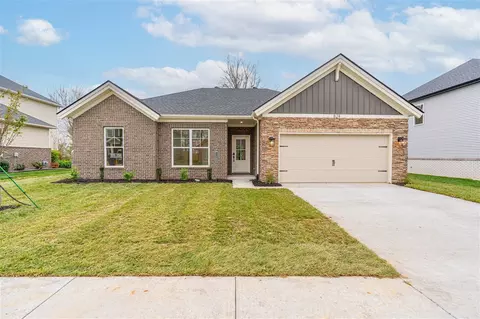 824 Sweet Bay Ave, Bowling Green, KY 42104