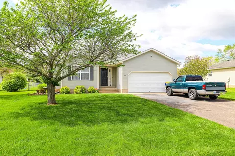 1319 Salem Cir, Bowling Green, KY 42101