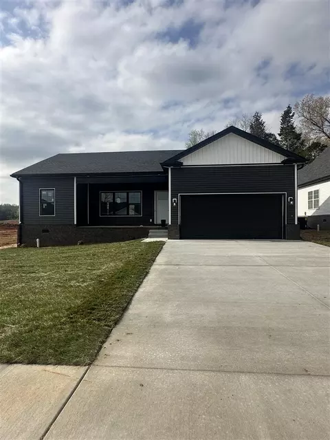 2715 Cedrus Ave, Bowling Green, KY 42101