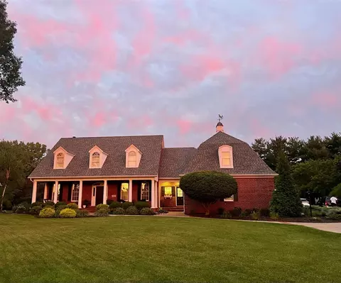 1437 Saturn Way, Bowling Green, KY 42104
