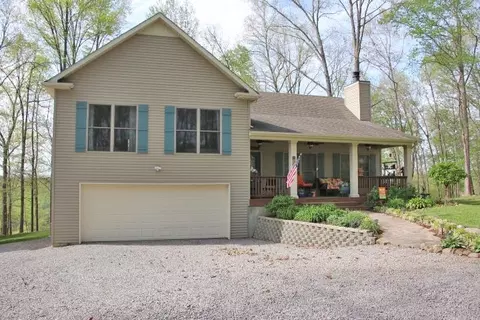 30 Oak Circle Dr, Fountain Run, KY 42133