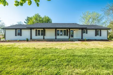 217 Bellaire Dr, Auburn, KY 42206