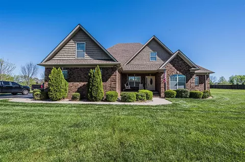 4638 Fairvue Farm Blvd, Bowling Green, KY 42104