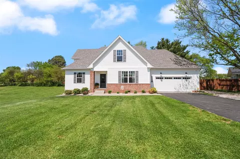 1628 Cave Mill Rd, Bowling Green, KY 42104