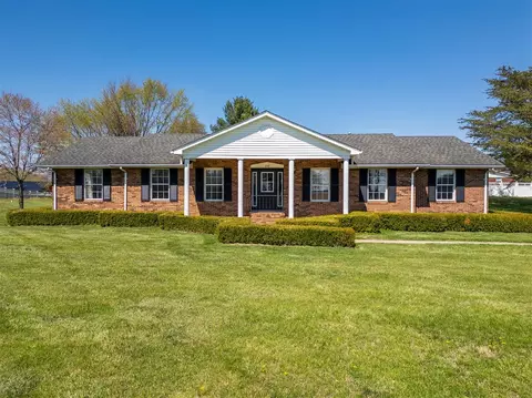 232 Bellaire Dr, Auburn, KY 42206