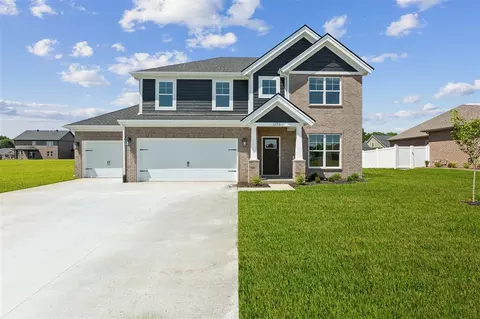 1273 Saddlebred Ln, Bowling Green, KY 42104