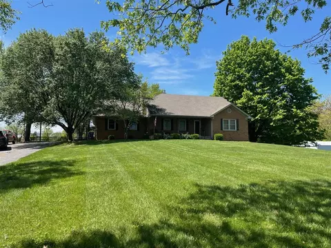 1077 Red Pond Rd, Bowling Green, KY 42101