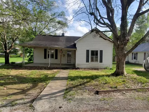100 Ivy St, Glasgow, KY 42141