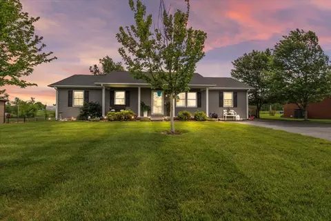 244 White Cotton Dr, Bowling Green, KY 42103