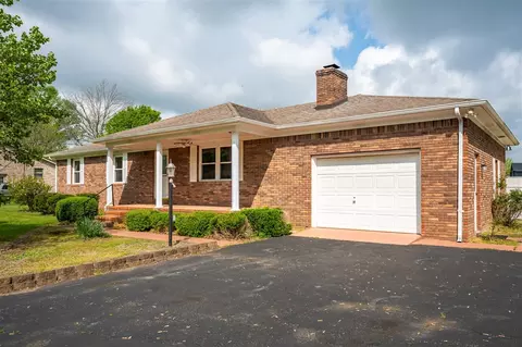 375 Circle Dr, Russellville, KY 42276