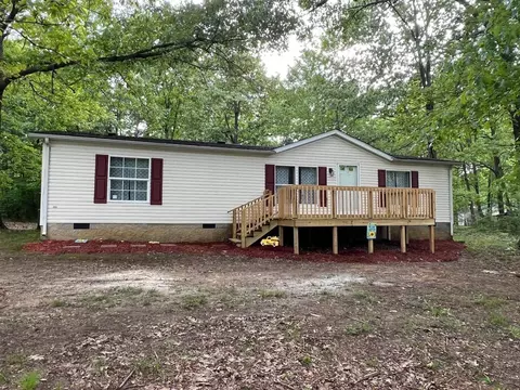 276 Maple Leaf Ln, Utica, KY 42376