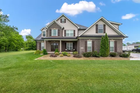 762 Emma Ln, Bowling Green, KY 42101