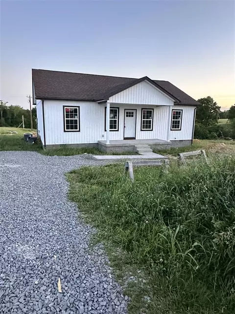 925 Union Chapel Rd, Scottsville, KY 42164