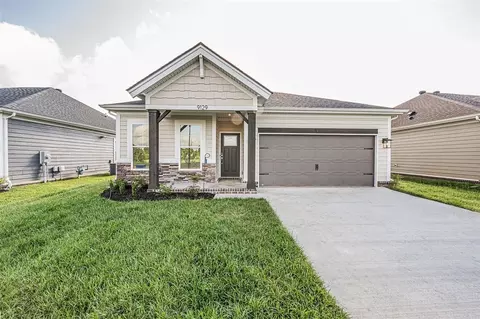 9129 Woodgate Cir, Alvaton, KY 42122