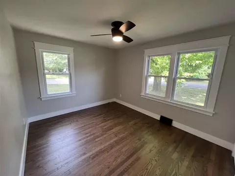 1310 Cabell Dr, Bowling Green, KY 42104