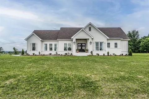 268 Mallory Ln, Smiths Grove, KY 42171