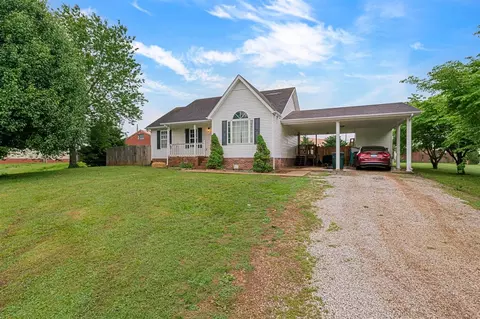 416 N Third St, Cave City, KY 42127